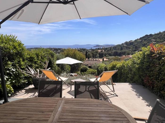 Mas 2 chambres avec piscine, tennis, parking et wifi - FR-1-726-24