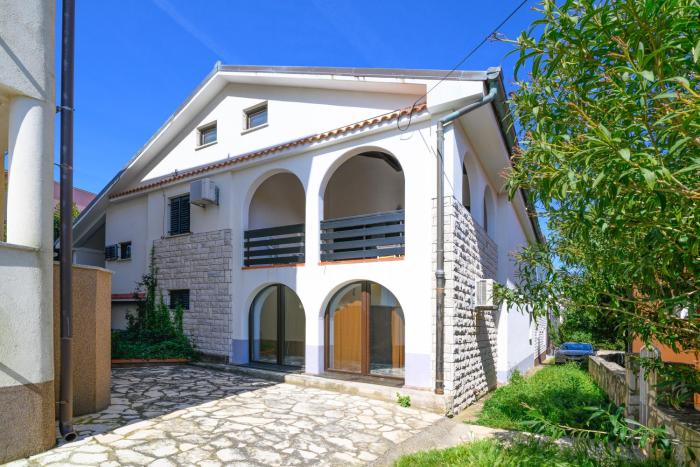 Apartments with parking space Premantura, Medulin - 2228