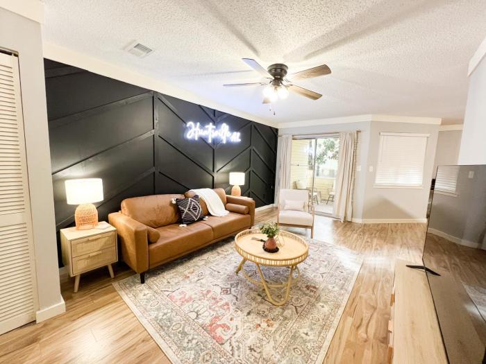 The Cozy Bohemian in Mid-City!