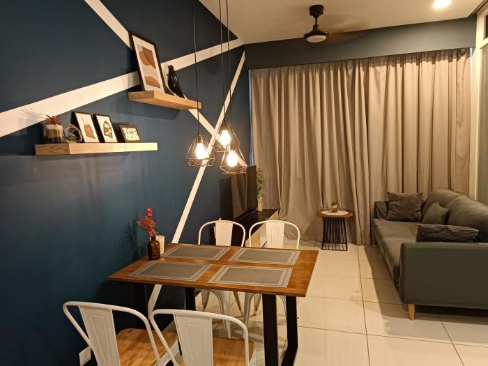 S20- Bedroom Bukit Bintang Robertson with Netflix