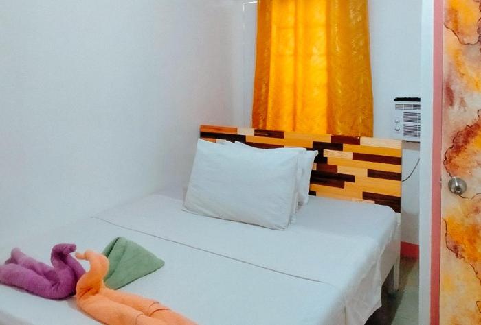 RedDoorz @ Jmalls Island Tourist Inn Dinagat Island