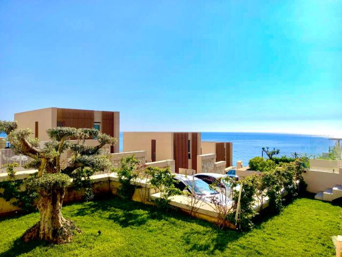 Seaclusion Villa Palase