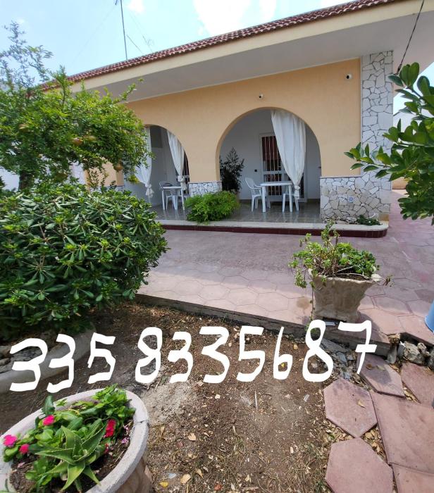 Villa Aragosta 2 camere 1 bagno 1 cucina e giardino