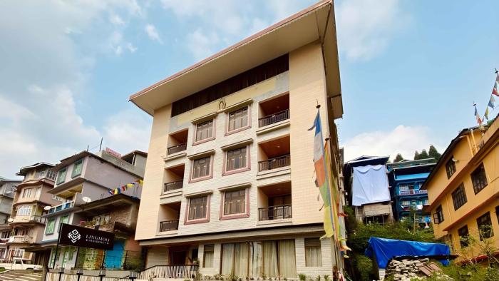 Lingmoo Residency