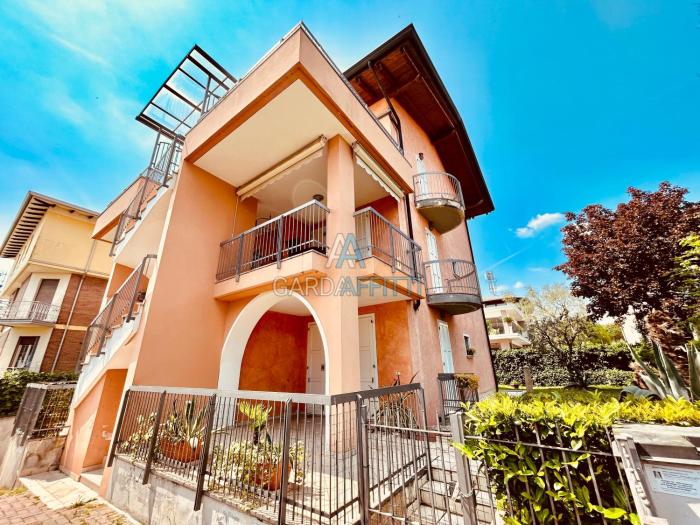 LaSirmioncina - A soli 2 minuti a piedi dal Lago