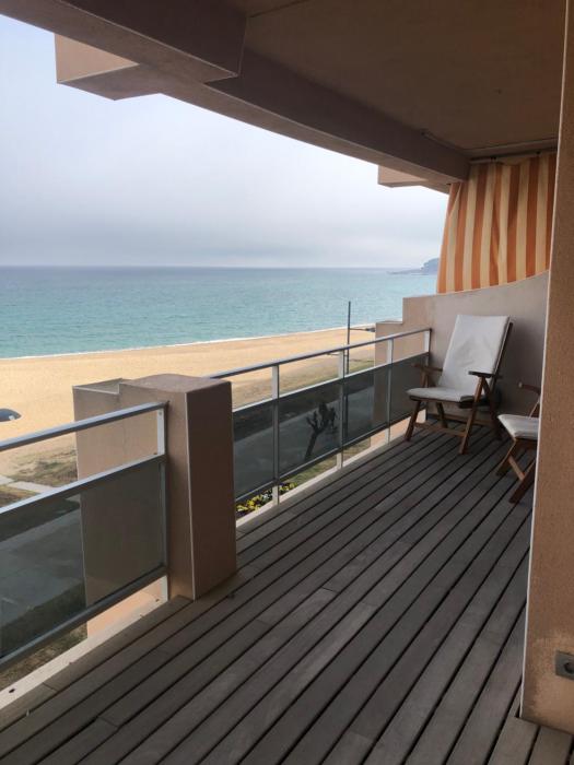 Apartamento en 1ª linea de mar con excepcionales vistas a la bahia en Sant Antoni de Calonge