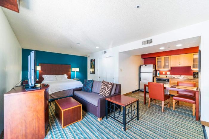 Metro Extended Stays Phoenix - Upstairs Studio