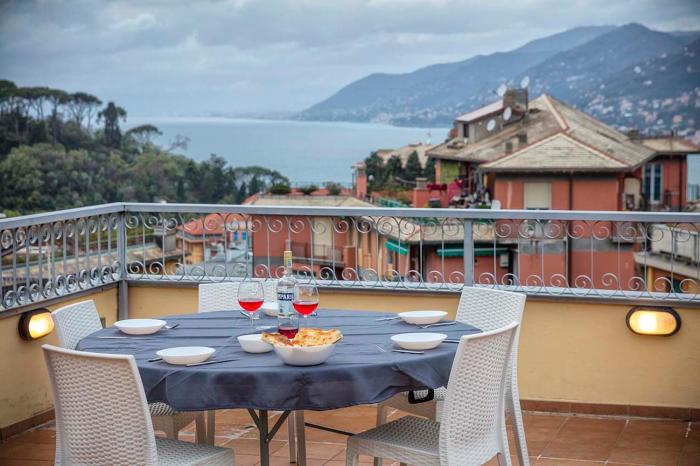 Beautiful house with lovely sea view terrace
