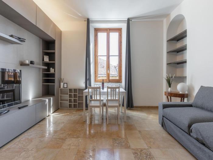 The Best Rent - Modern two-bedroom apartment near Navigli