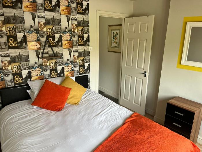 Swindon Home from Home 2 - EnterCloud9SA