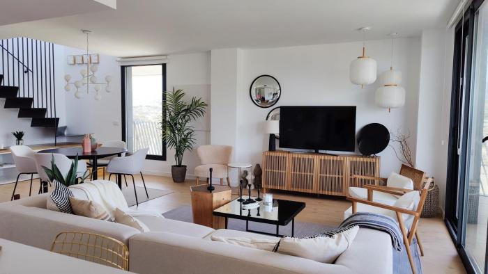 ALLONBAY sun & beach penthouse