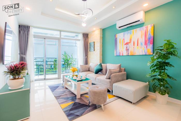 Sailing Apartment District 1