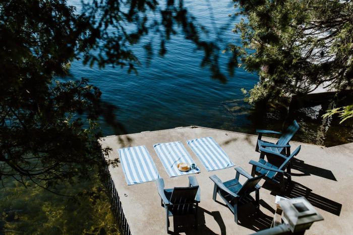 The Dance Hall Cottage on Charleston Lake