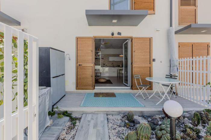 Pula Modern Apartment with Private Parking!