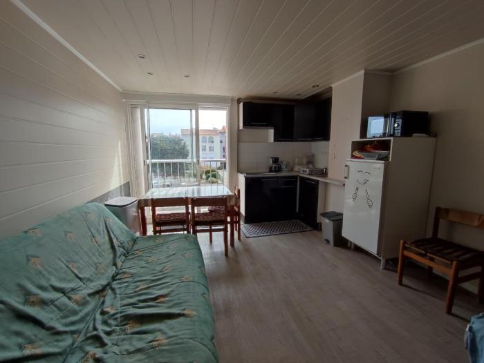 LE COLISEE Joli studio cabine Mt St Martin proche port Cap dAgde