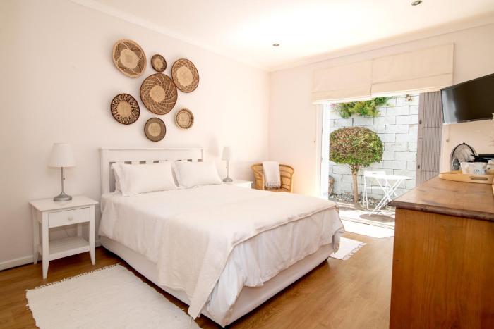Camps Bay Guest Suite with private pool