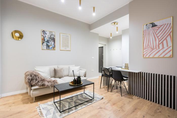 Crystal 3BDR Apartment In Center