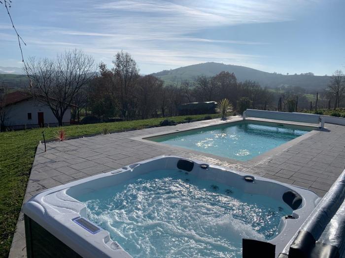 Le cocon Laina Piscine & spa optionnel