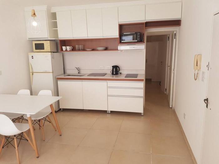 Depto céntrico costanera parq mitre clínica ibera