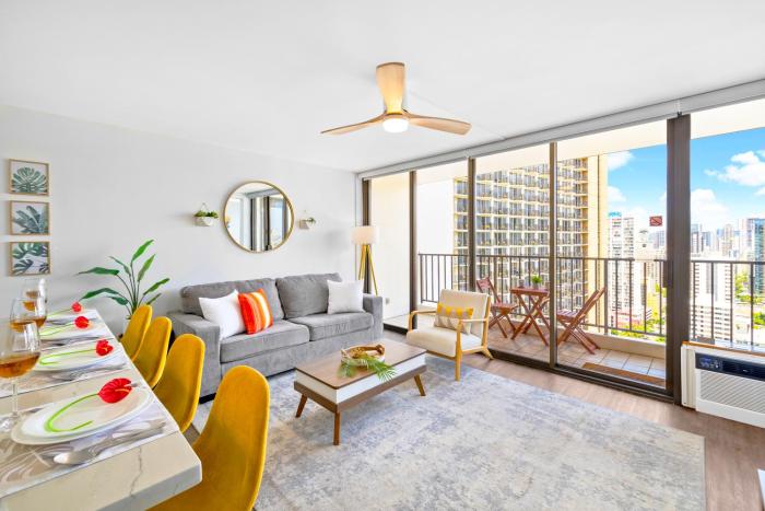 Stylish Waikiki Gem with Ocean View and Free Parking!