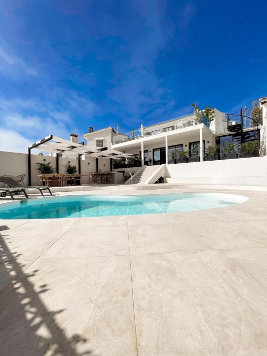 Luxury Villa in Puerto Banus Panoramic Mountain and Sea views with private pool