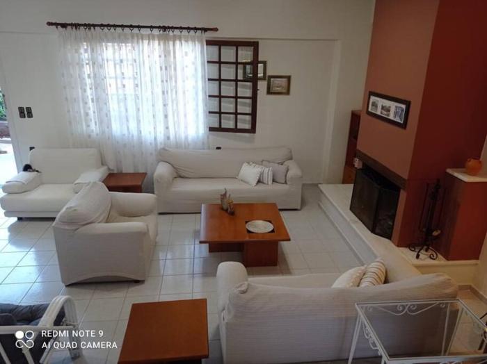 Semeli House