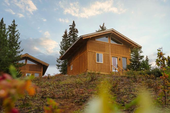 Red Cariboo Resort