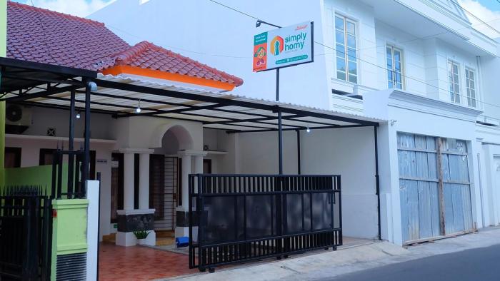 Homestay Jogja Dekat Taman Pelangi by Simply Homy