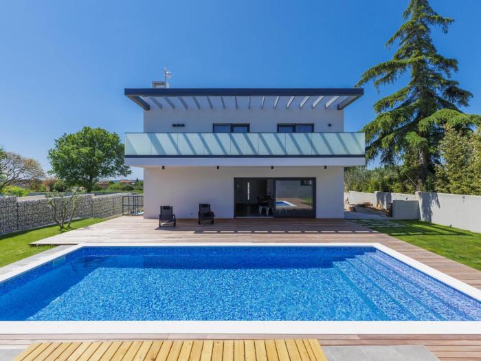Holiday Home Villa Dora by Interhome