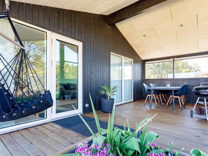 6 person holiday home in Saltum-By Traum