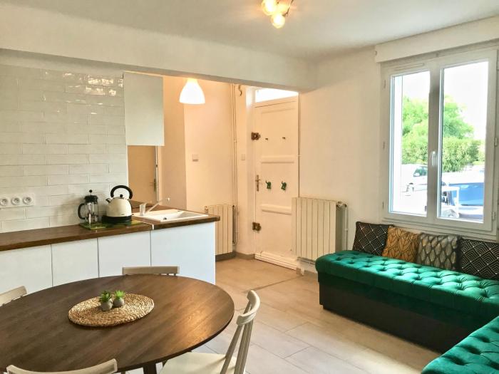 Blue Summer Vibes - Apartment 5 - AC, parking, beach at 50m, SPA discnt