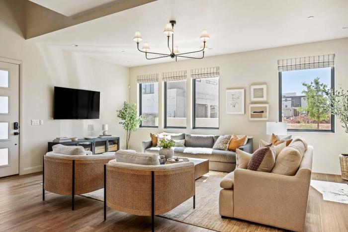 A Bit of Paradise townhouse