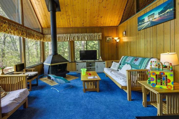 Hike, Bike & Golf: Peaceful Cabin in Twain Harte!