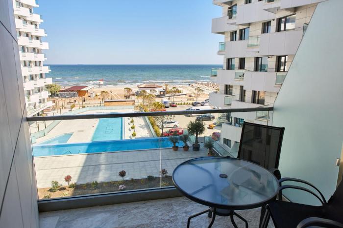 Studio Tesoro by Infinity Alz