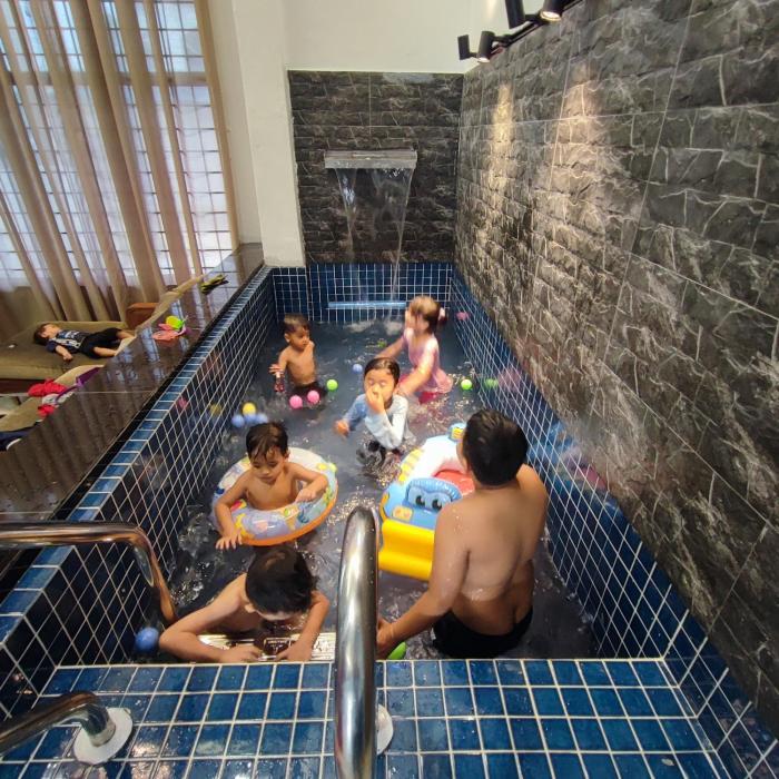 Homestay Wee Inn JB INDOOR POOL