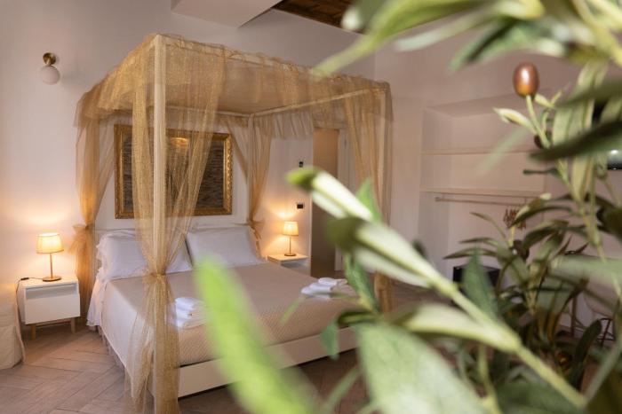 Tuscany & Luxury Suite diffused in historical center