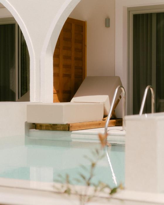 Eterrano Seaside Retreat