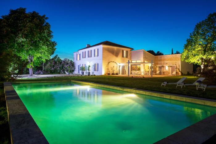 La Bastide de Damien, 5 clefs Demeure dException et Table Remarquable dans le guide Teritoria, JACUZZI Privatif, Cuisine étoilée Dominique Frérard