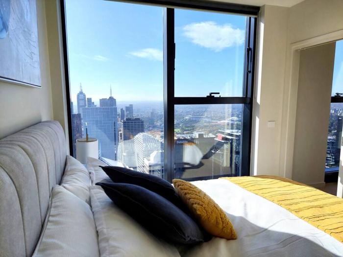 CBD Skyline 2 Bedroom Apartment