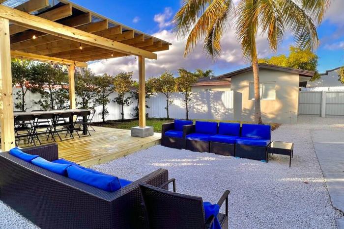 Villa Gia Large Home Near Brickell Miami Beach