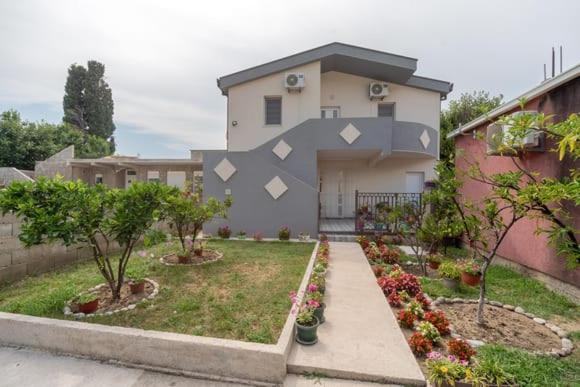 Apartmani Murić Bar