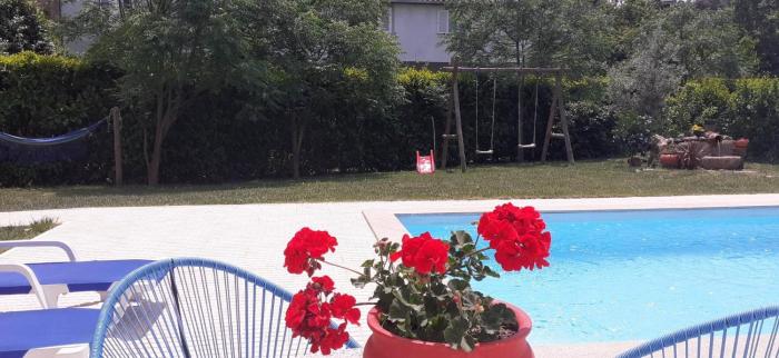 Villa Garden & Pool - Alojamentos