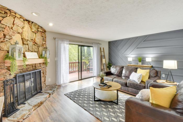 Cozy Helen Vacation Rental Near Village!