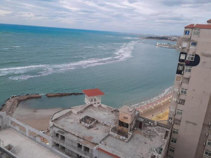 شقة ترى البحر بالكامل كود 19351