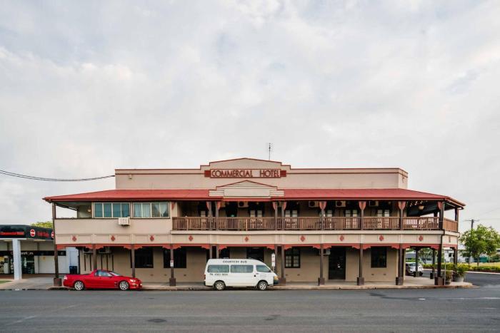 Commercial Hotel