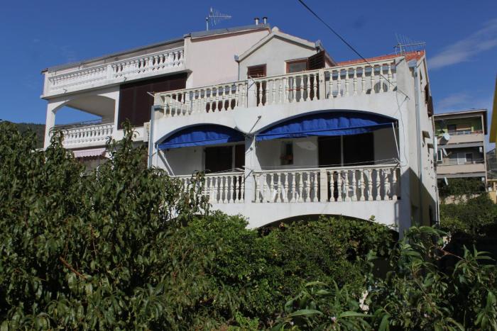 Apartments with WiFi Komiza, Vis - 8926