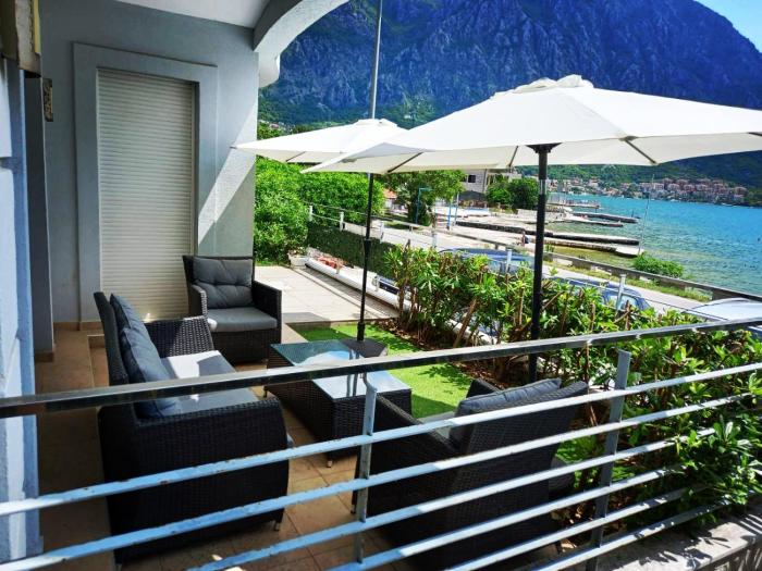 Ariya mare apartman Risan Montenegro, na plaži