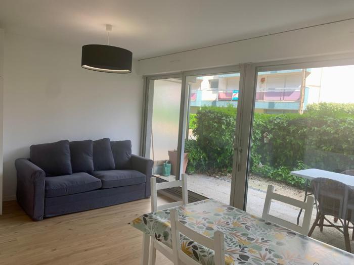 Studio cosy cinq personnes