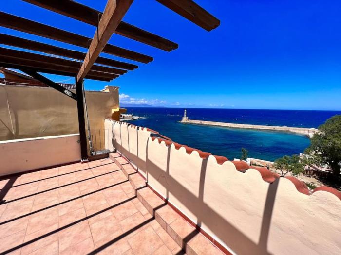 Talos Too, Venetian Residence