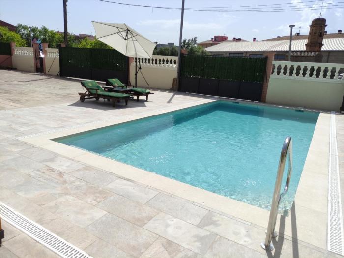 Casa en Empordà con piscina grande propia